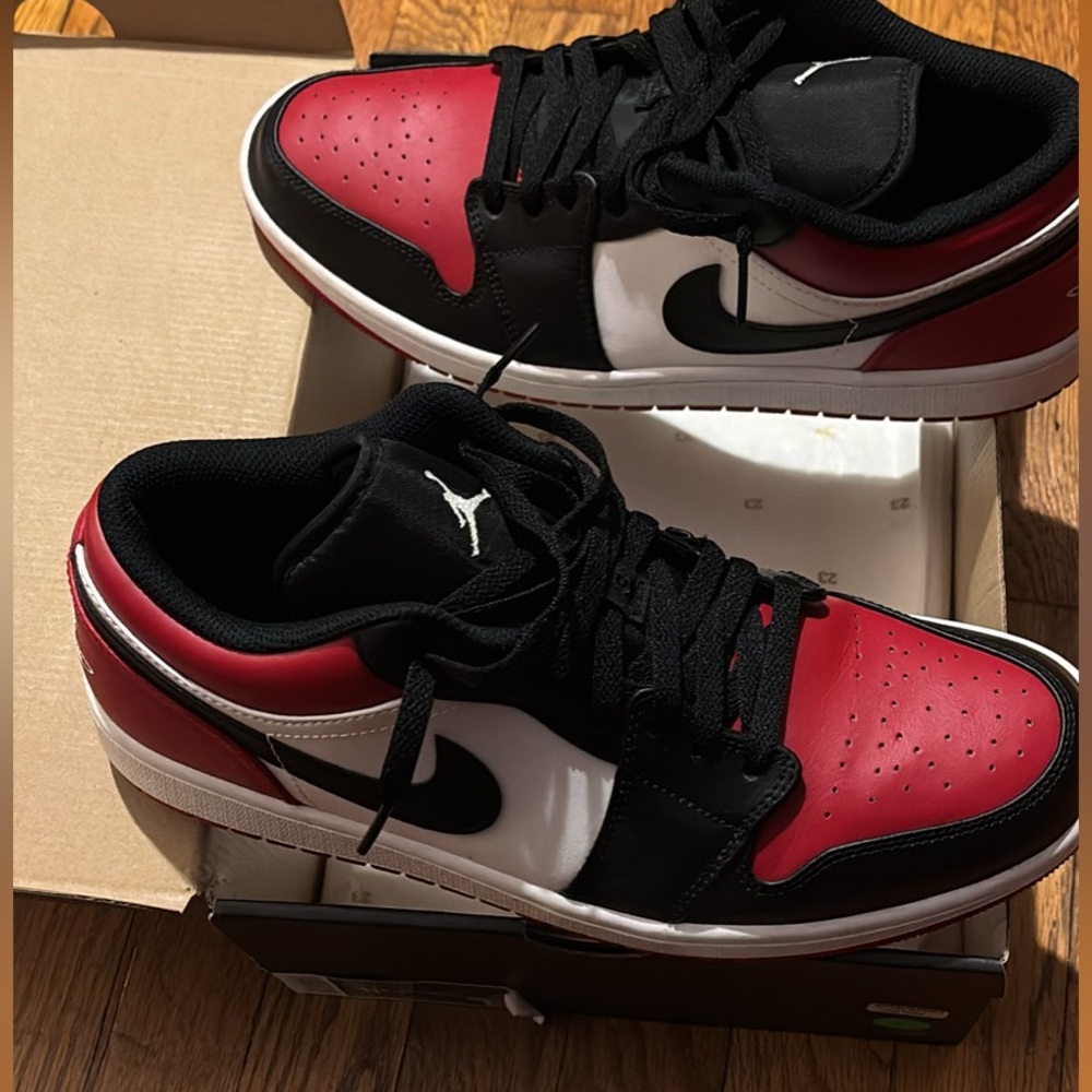 Nike Men's Athletic Shoes - Red, Black, White Design
